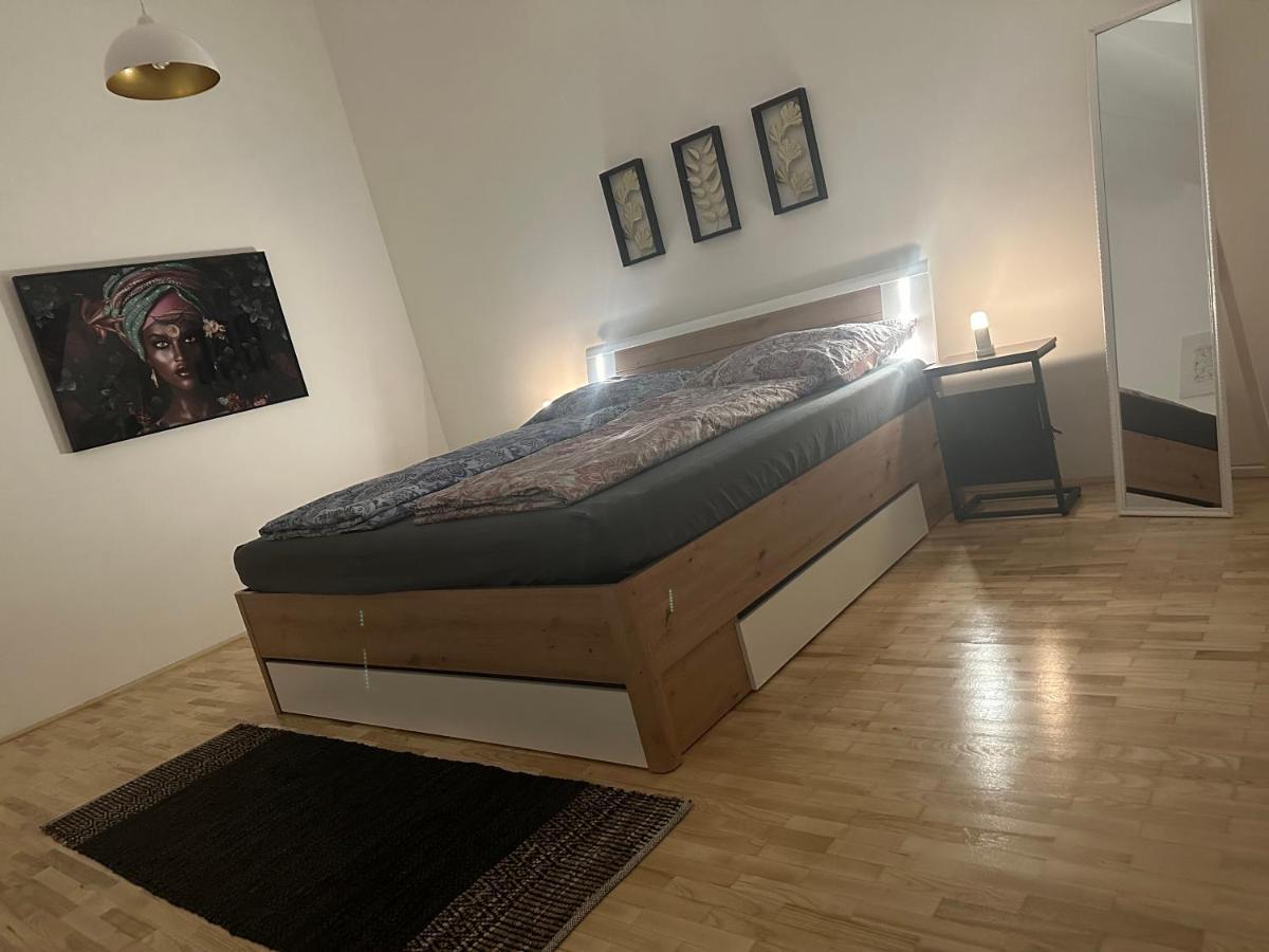 Klimatisiertes Dachgeschoss City Apartment In Zentrum Wiens Bagian luar foto