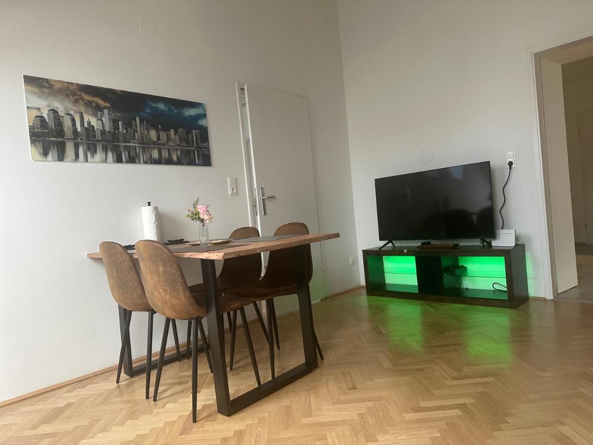 Klimatisiertes Dachgeschoss City Apartment In Zentrum Wiens Bagian luar foto
