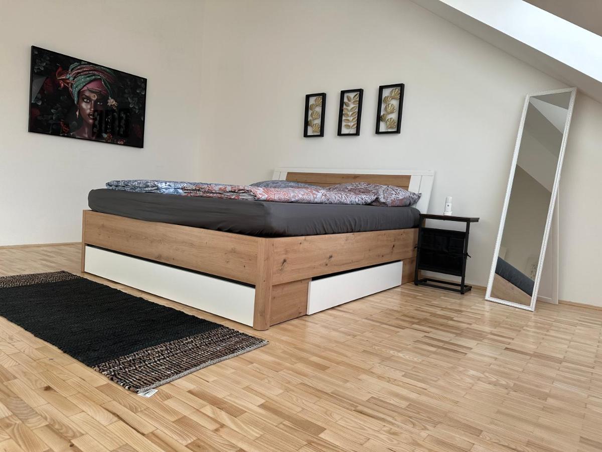 Klimatisiertes Dachgeschoss City Apartment In Zentrum Wiens Bagian luar foto