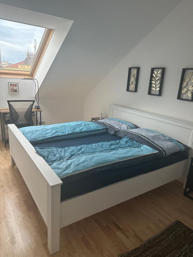 Klimatisiertes Dachgeschoss City Apartment In Zentrum Wiens Bagian luar foto