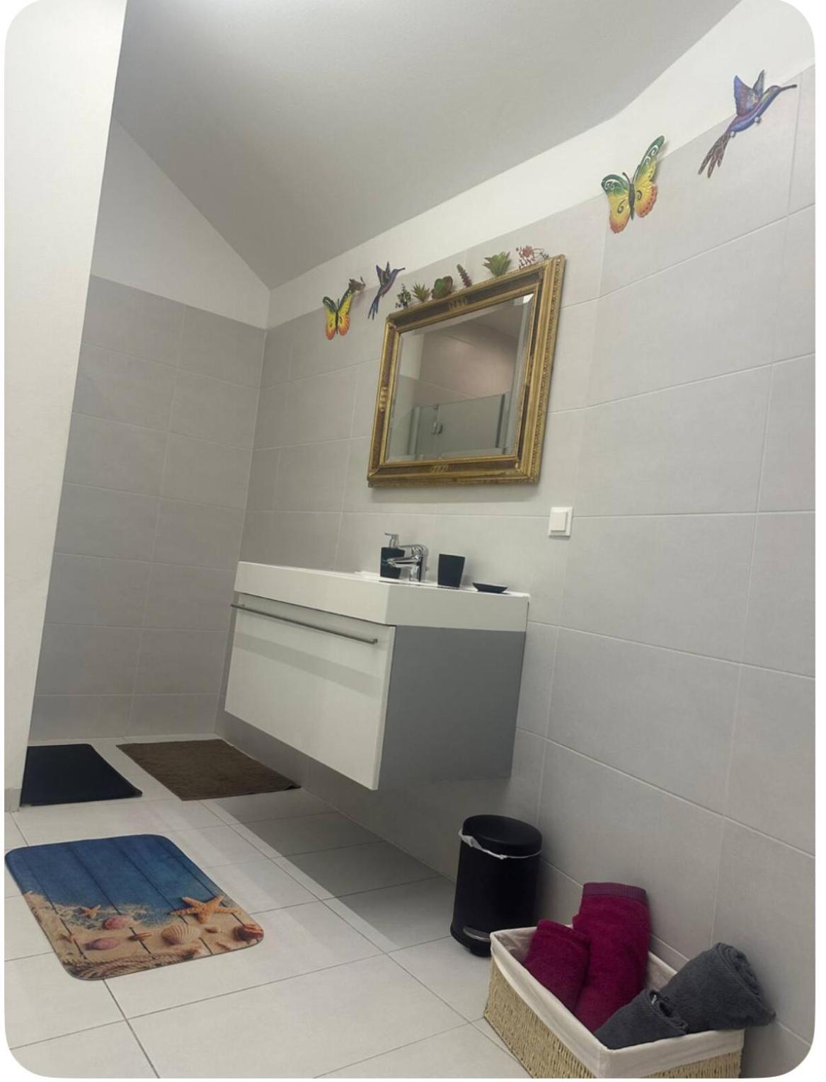 Klimatisiertes Dachgeschoss City Apartment In Zentrum Wiens Bagian luar foto